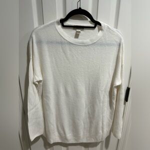 Loft Outlet Women’s Winter White Sweater Size Small